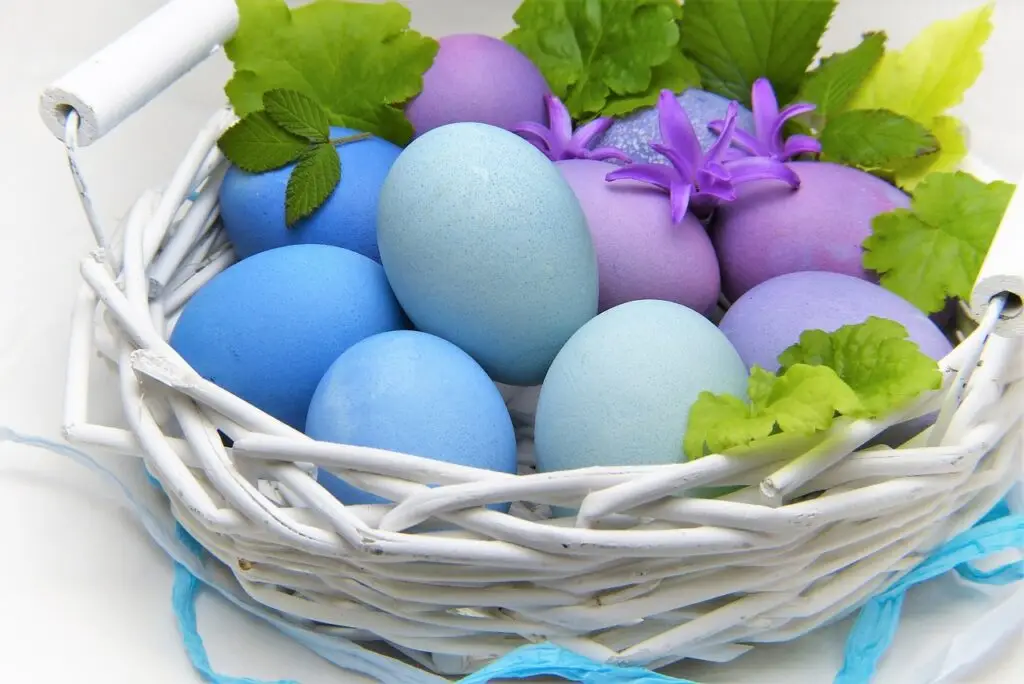 easter, eggs, basket, easter eggs, easter nest, osterkorb, traditional, ornament, coloring eggs, easter festival, easter holidays, handcraft, decorate, greeting card, invitation, easter, easter, easter, easter, easter